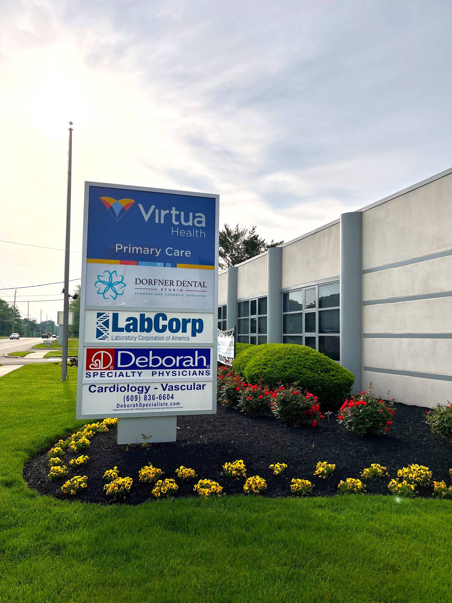 811 Sunset Rd, Burlington, NJ 08016