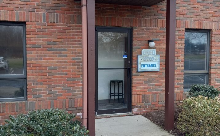 Pictures of Office property located at 3751 Fishcreek Rd, Stow, OH 44224 for lease - image #1