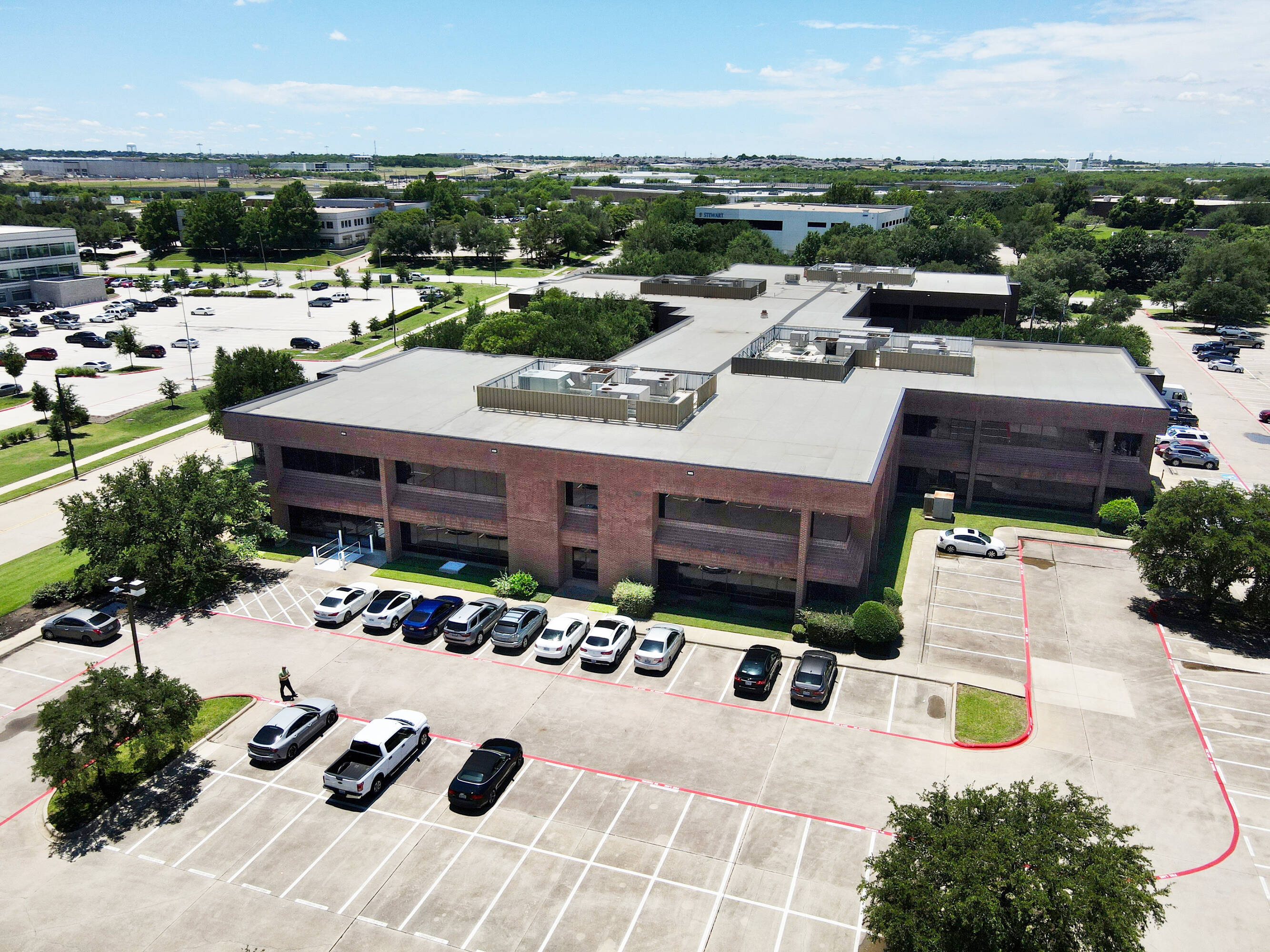 5800 Campus Cir Dr E, Irving, TX 75063(00)