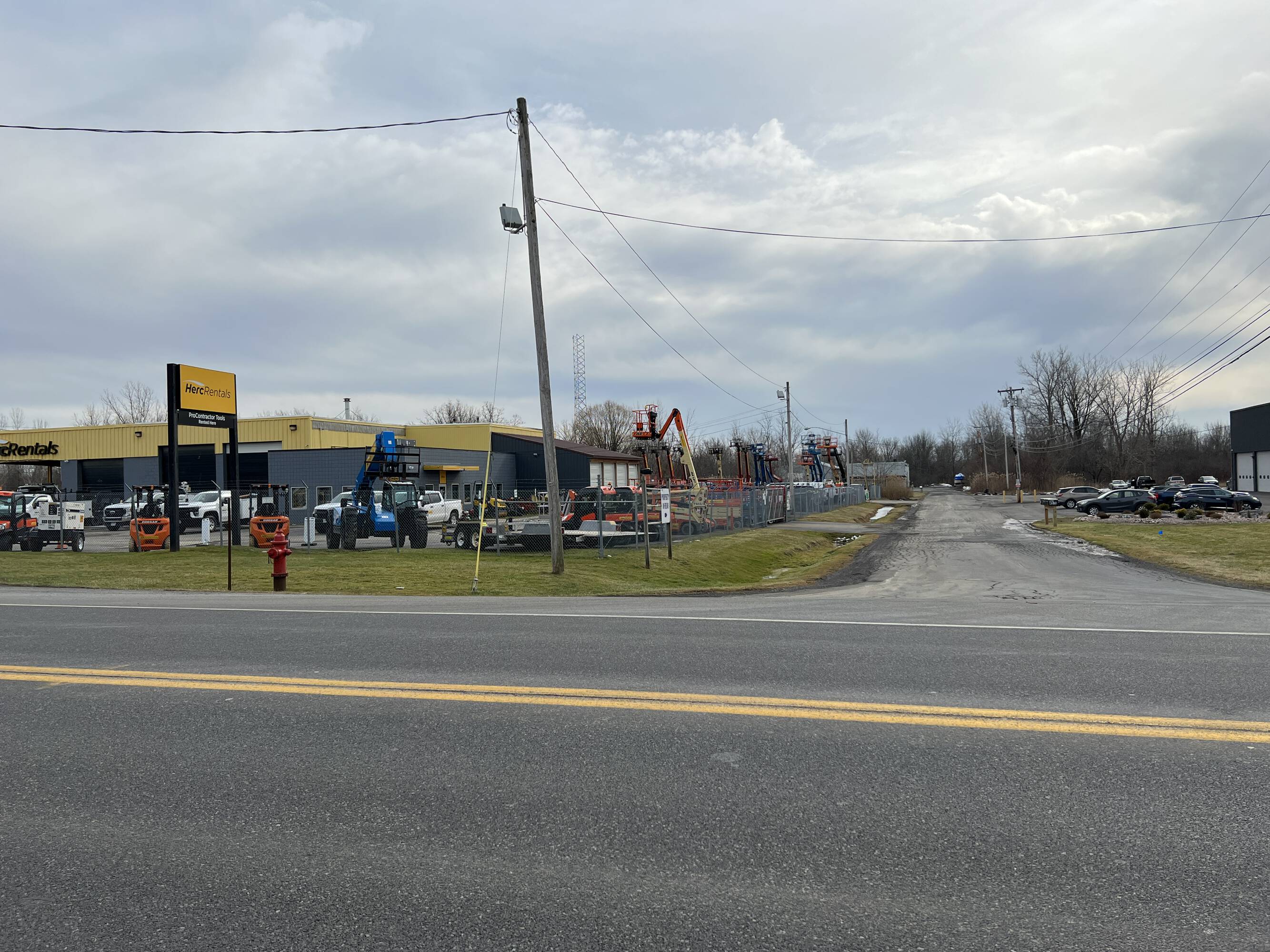 4574 Buckley Rd, Liverpool, NY 13088