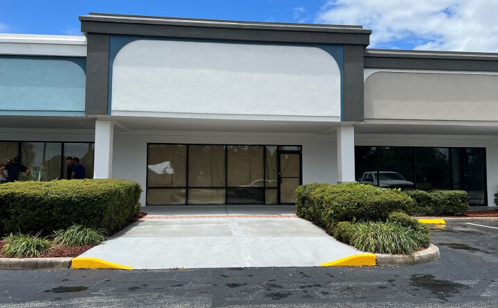 Pictures of Retail, Industrial, Restaurant property located at 1220 Sarno Rd, Melbourne, FL 32935 for lease - image #1
