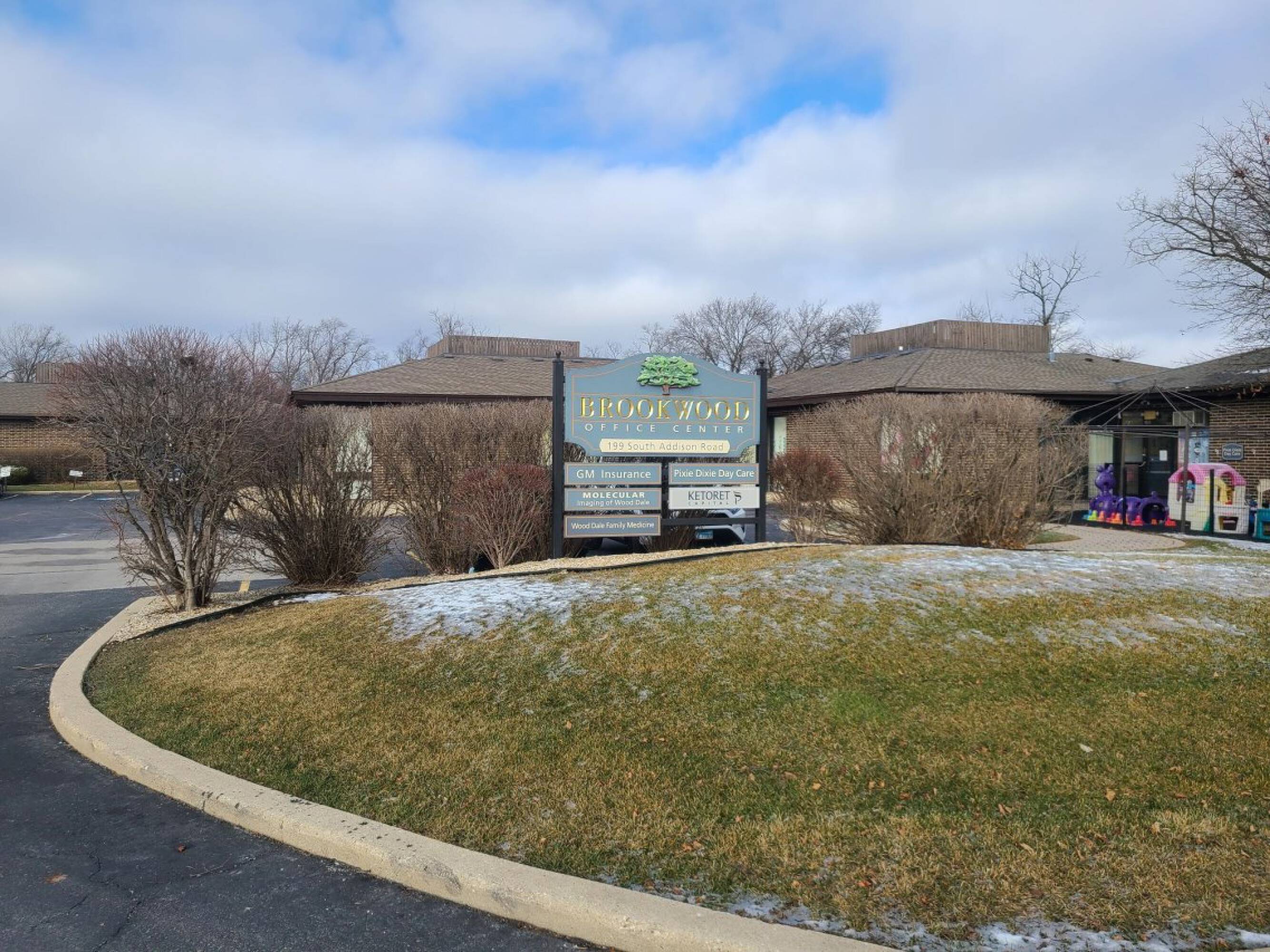 199 Addison Rd, Wood Dale, IL 60191