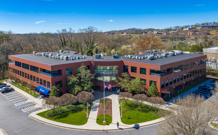Pictures of Office property located at 1225 Weisgarber Road, Knoxville, TN 37909 for lease - image #1