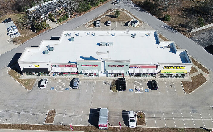 Pictures of Retail, Restaurant, Office property located at 2701 W SW Loop 323, Tyler, TX 75701 for lease - image #1
