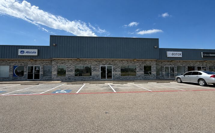 Pictures of Industrial, Office, Special Purpose property located at 2100 E Stan Schlueter Loop, Killeen, TX 76542 for lease - image #1