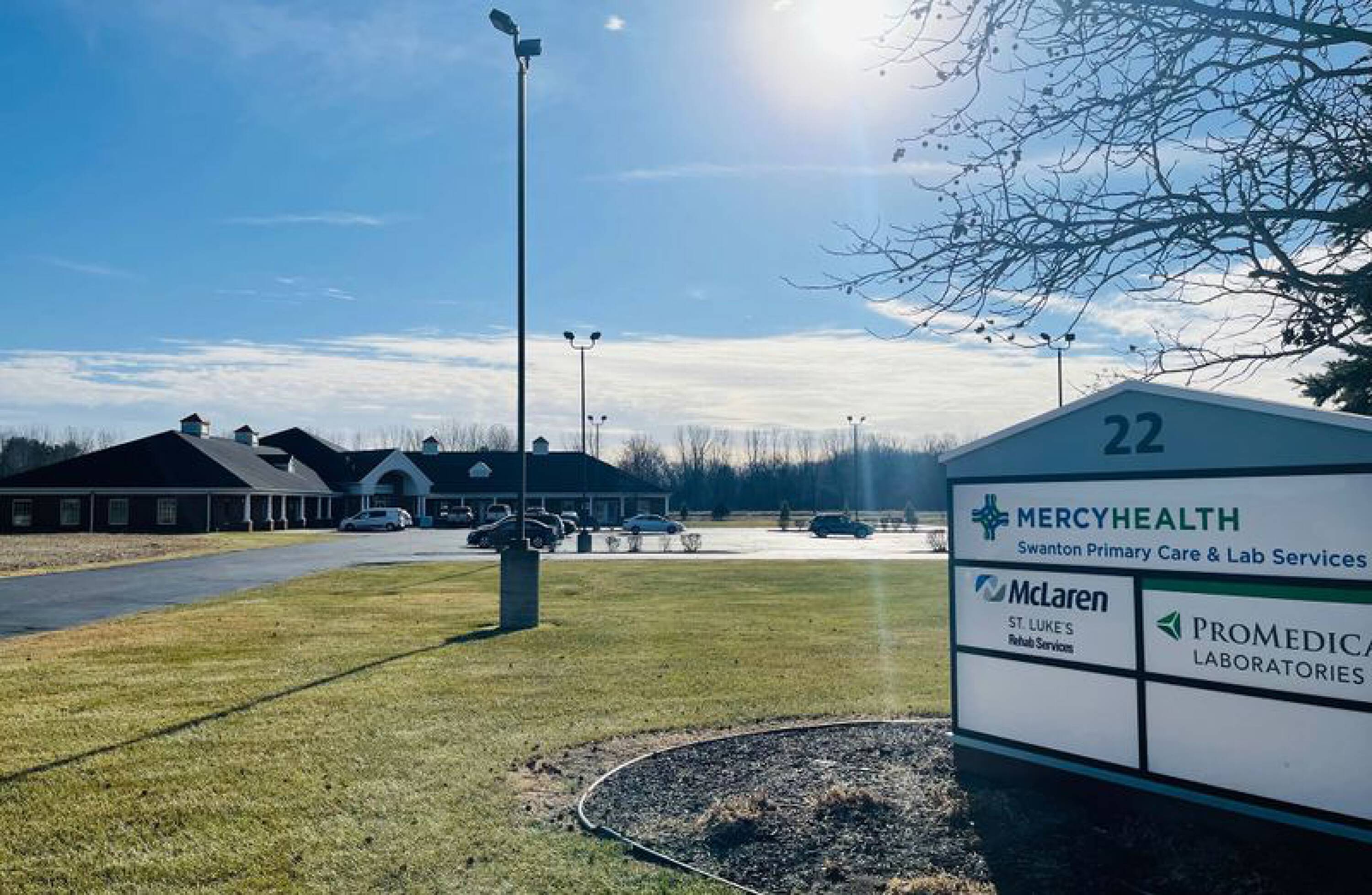 22 Turtle Creek Cir, Swanton, OH 43558