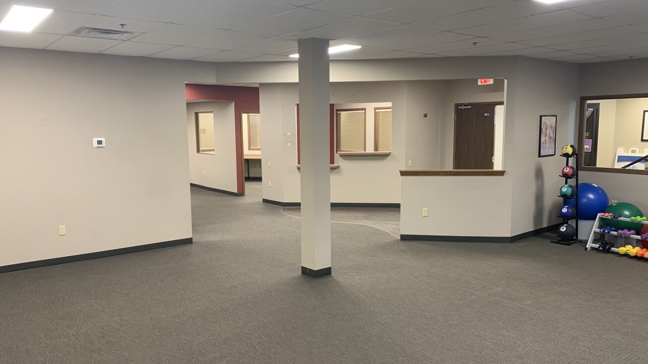 825 N 90th St, Omaha, NE 68114 Office Space for Lease Medical