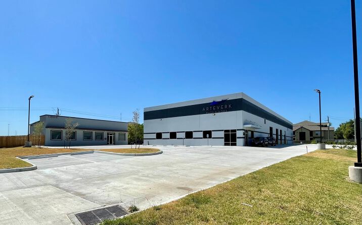 Pictures of Industrial property located at 8065 S Sam Houston Pkwy W, Houston, TX 77489 for lease - image #1