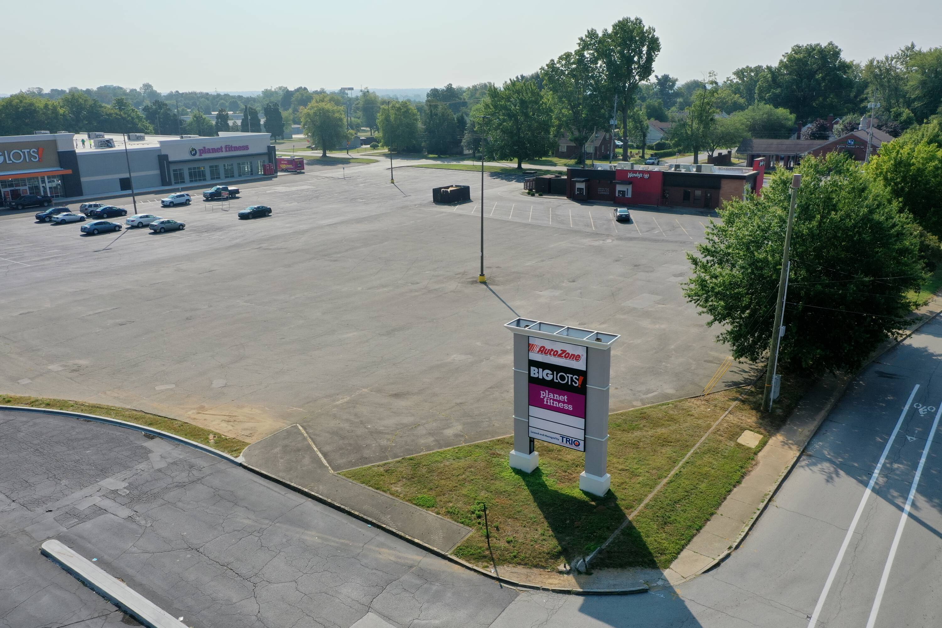 4023 Poplar Level Rd, Louisville, KY 40213