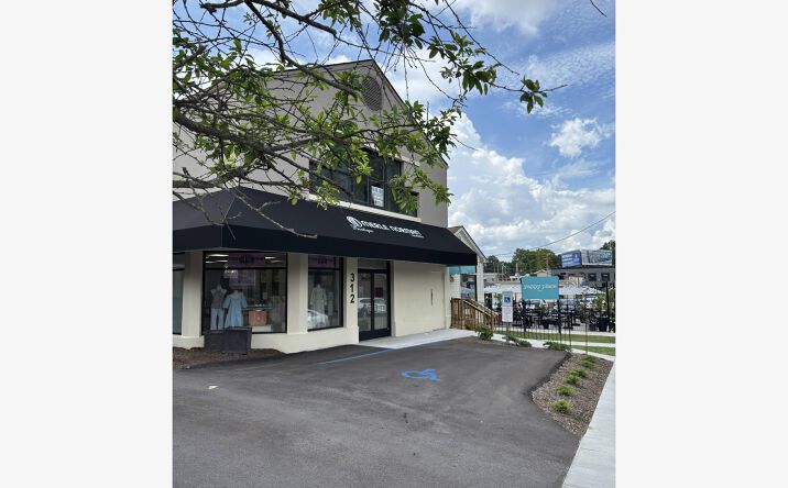 Pictures of Retail, Office property located at 312 S Ashland Ave, Lexington, KY 40502 for lease - image #1