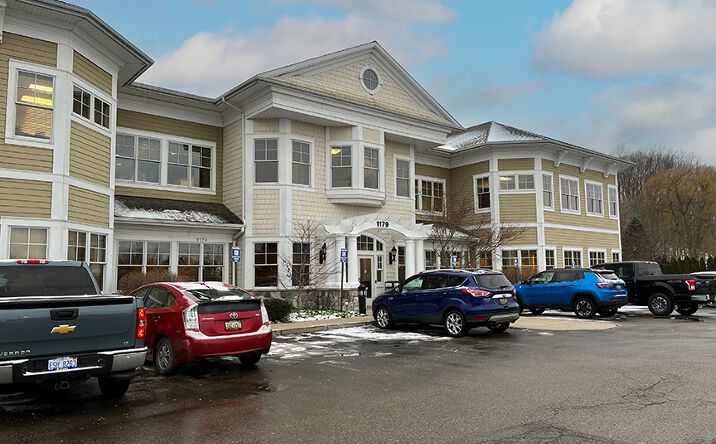 Pictures of Office property located at 1179 E Paris Ave SE, Grand Rapids, MI 49546 for lease - image #1