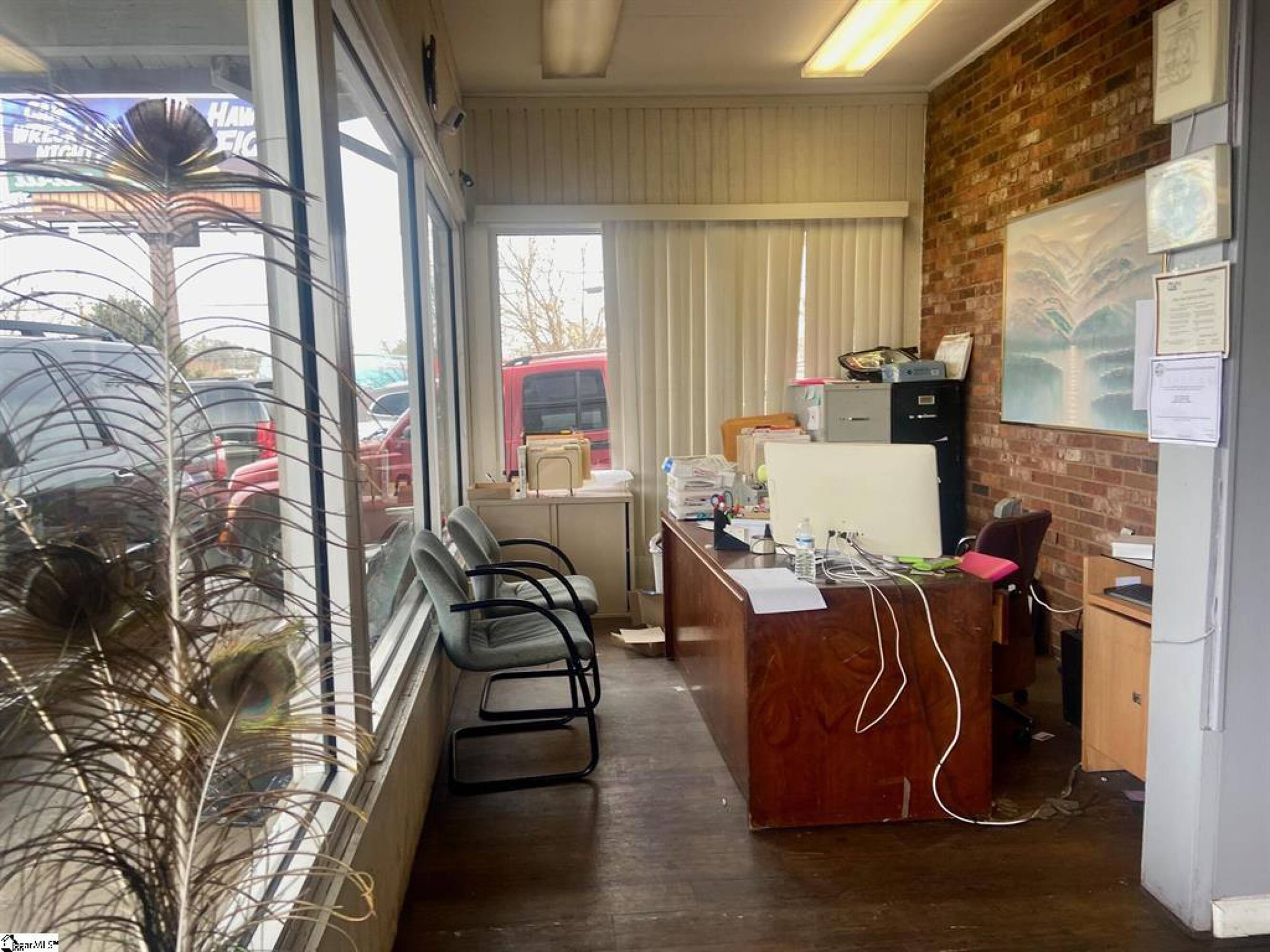 1532 Laurens Rd, Greenville, SC 29607