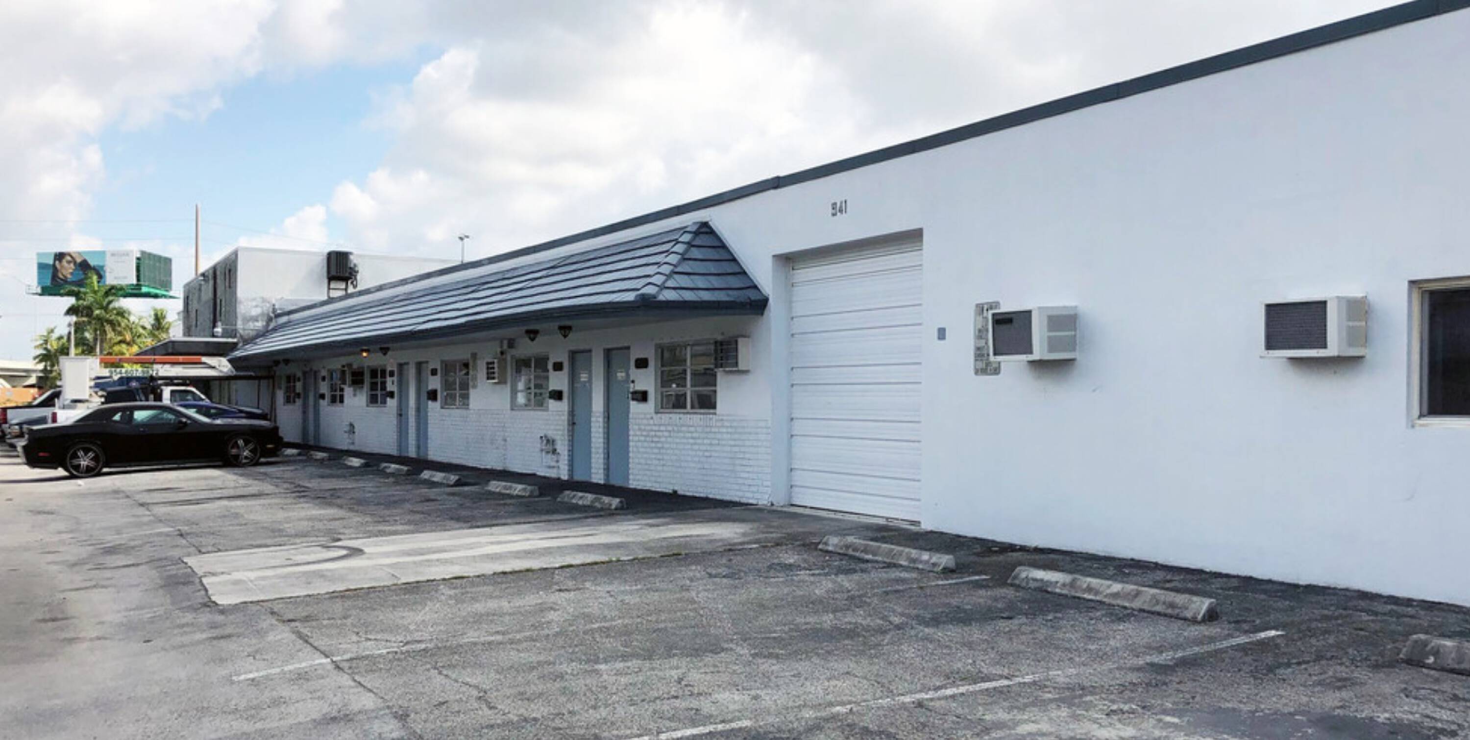 3560-3570-nw-10-ave-oakland-park-fl-33309-5927-apn-494221150040