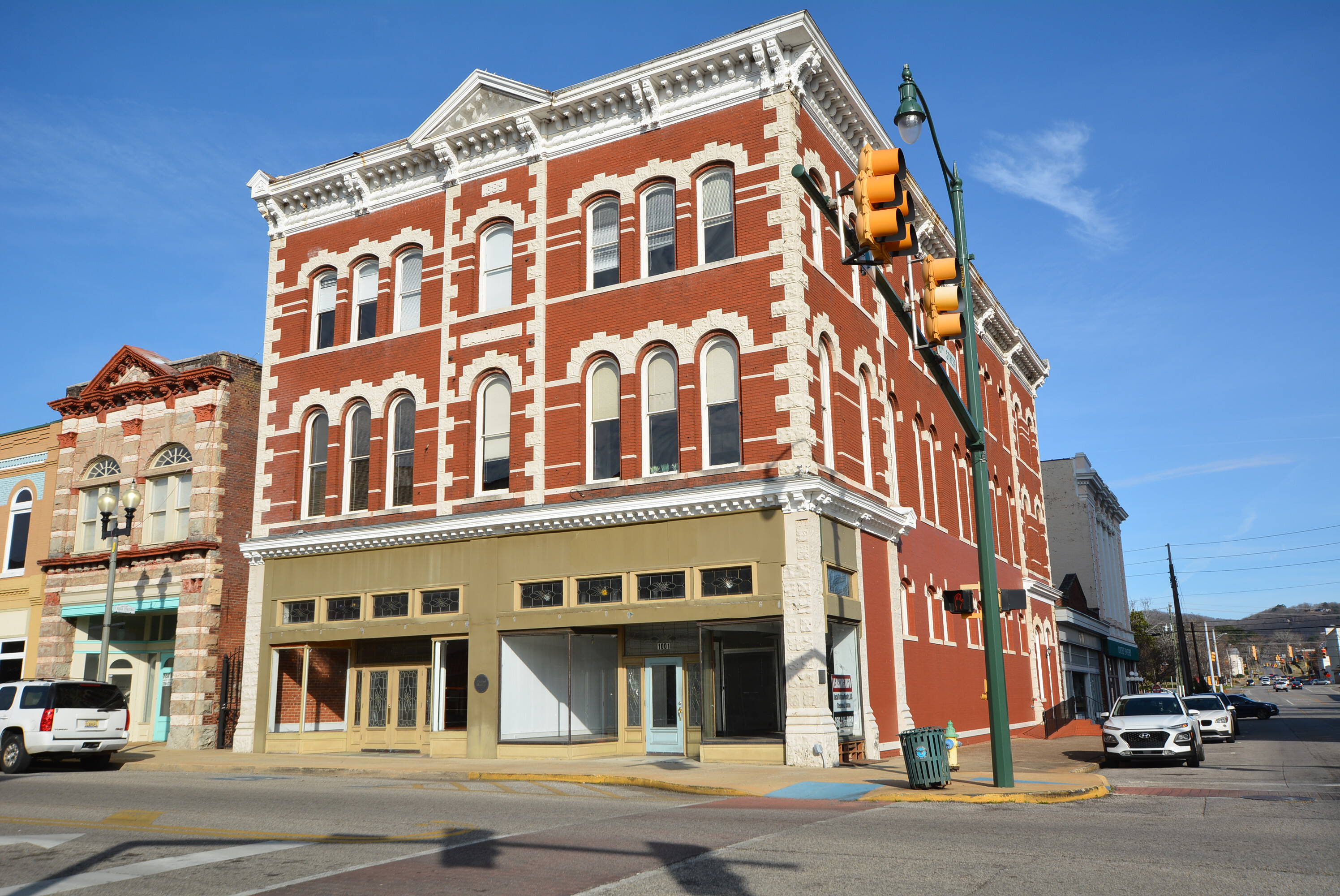 1001 Noble St, Anniston, AL 36201