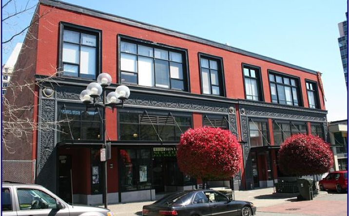 Pictures of Retail, Office property located at 1117 Broadway, Tacoma, WA 98402 for lease - image #1