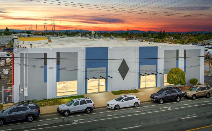 Pictures of Industrial property located at 7571 Chapman Ave, Garden Grove, CA 92841 for lease - image #1