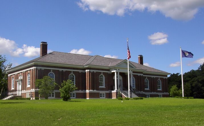 Pictures of Office property located at 16 Pineland Dr, New Gloucester, ME 04260 for lease - image #1