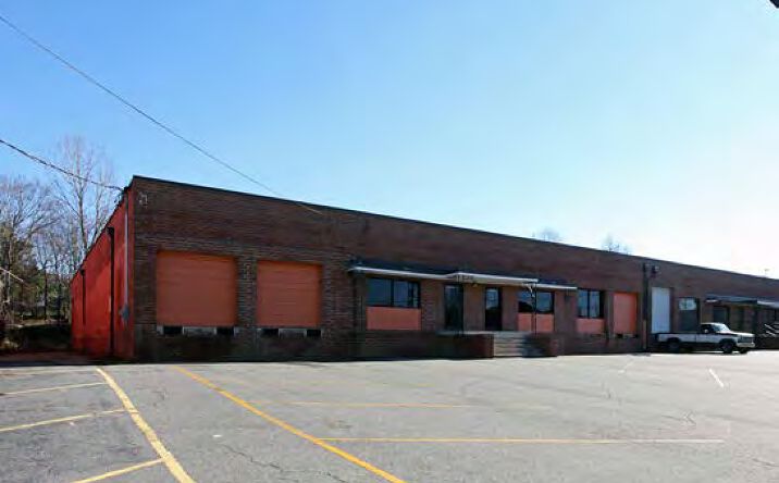Pictures of Industrial property located at 2517, 2519, 2525 & 2527Distribution St, Charlotte, NC 28203 for lease - image #1
