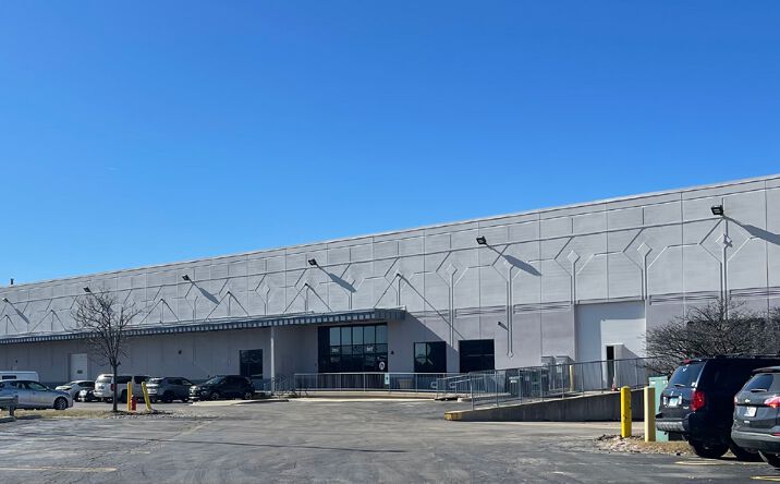 Pictures of Industrial property located at 305–307 North Avenue, Carol Stream, IL 60188 for lease - image #1