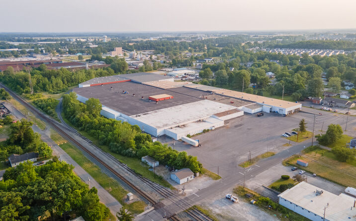 Pictures of Industrial property located at 435 Park Ave, Delaware, OH 43015 for lease - image #1