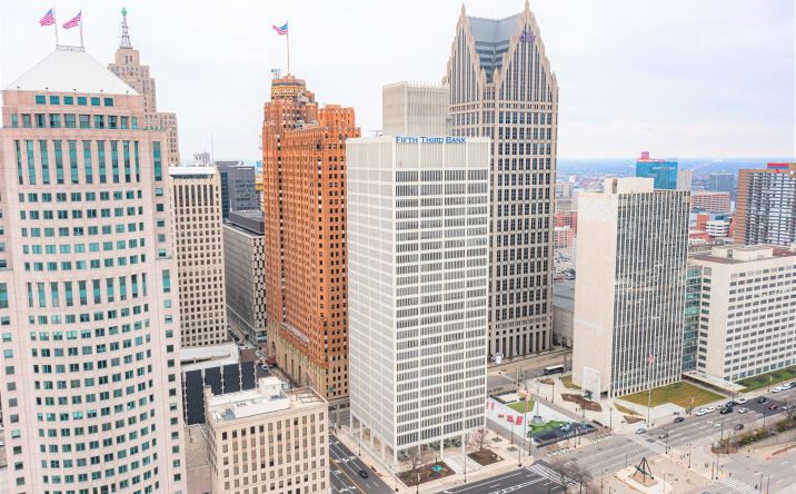 Pictures of Office property located at 1 Woodward Ave, Detroit, MI 48226 for lease - image #1