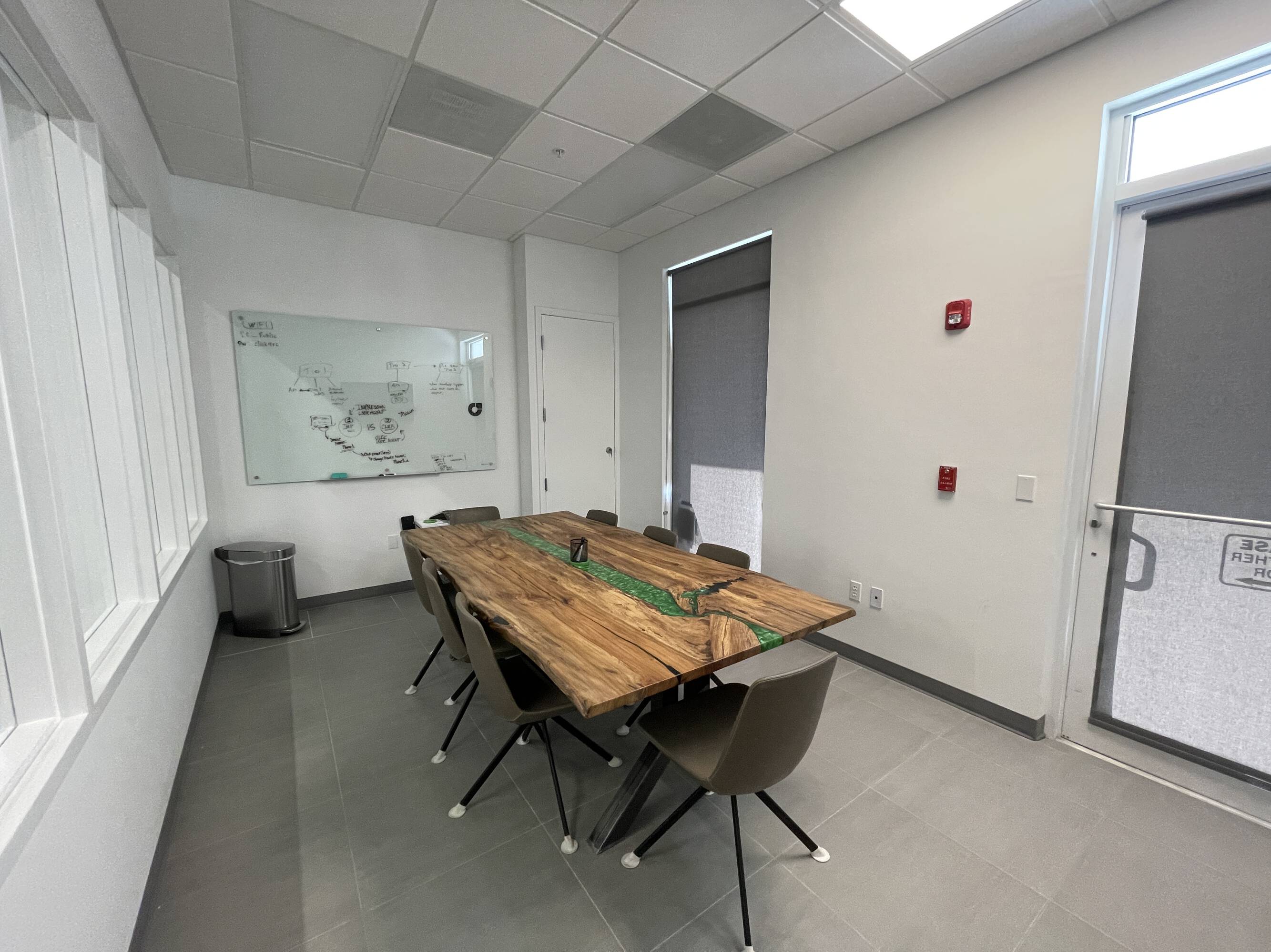 1515 Fruitville Rd, Sarasota, FL 34236