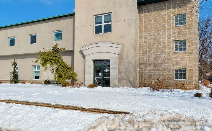 Pictures of Office property located at 2564 US-1, Trenton, NJ 08648 for lease - image #1