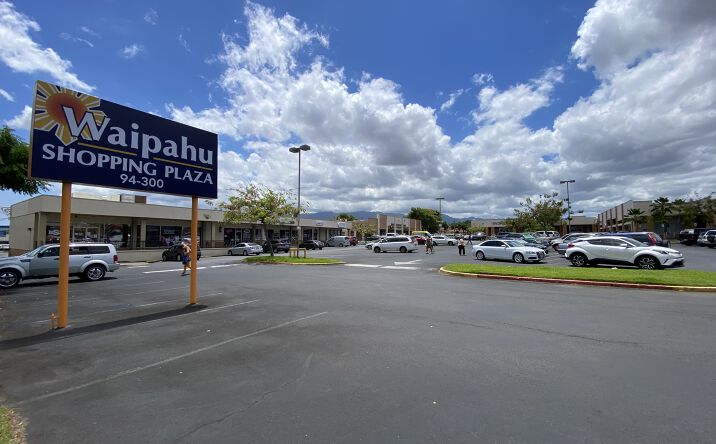 Pictures of Retail, Office property located at 94-300 Farrington Hwy, Waipahu, HI 96797 for lease - image #1