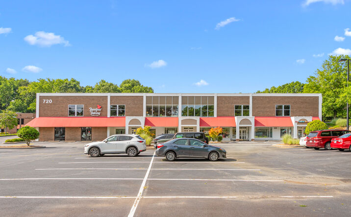 Pictures of Retail, Office property located at 710-720 Coliseum Dr NW, Winston-Salem, NC 27106 for lease - image #1