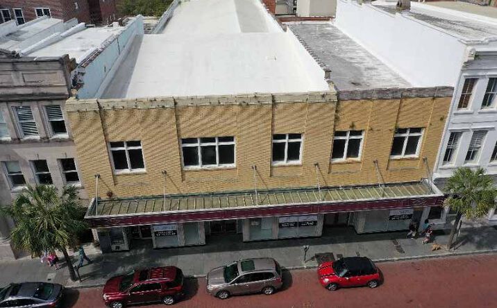 Pictures of Retail property located at 257 King St, Charleston, SC 29401 for lease - image #1