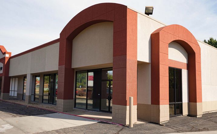 Pictures of Retail, Office property located at 5231 E Central Ave, Wichita, KS 67208 for lease - image #1