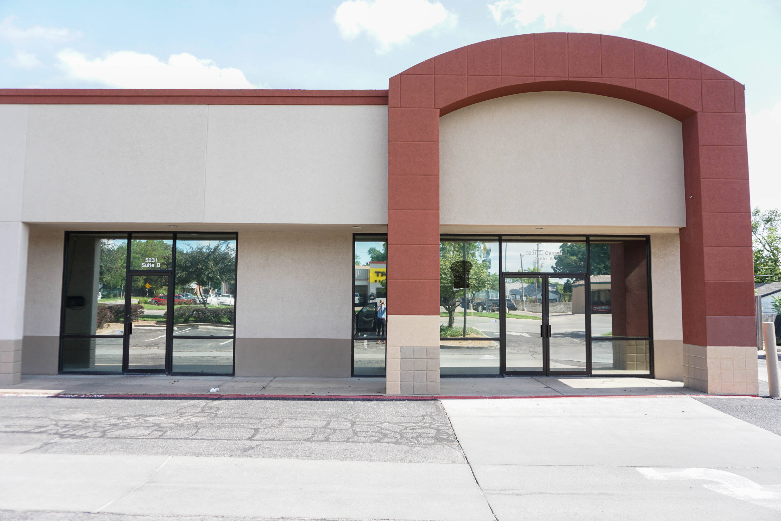 5231-e-central-ave-wichita-ks-67208-crexi