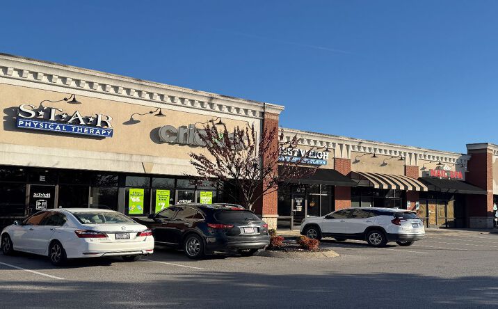 Pictures of Retail property located at 2962 S Rutherford Blvd, Murfreesboro, TN 37130 for lease - image #1