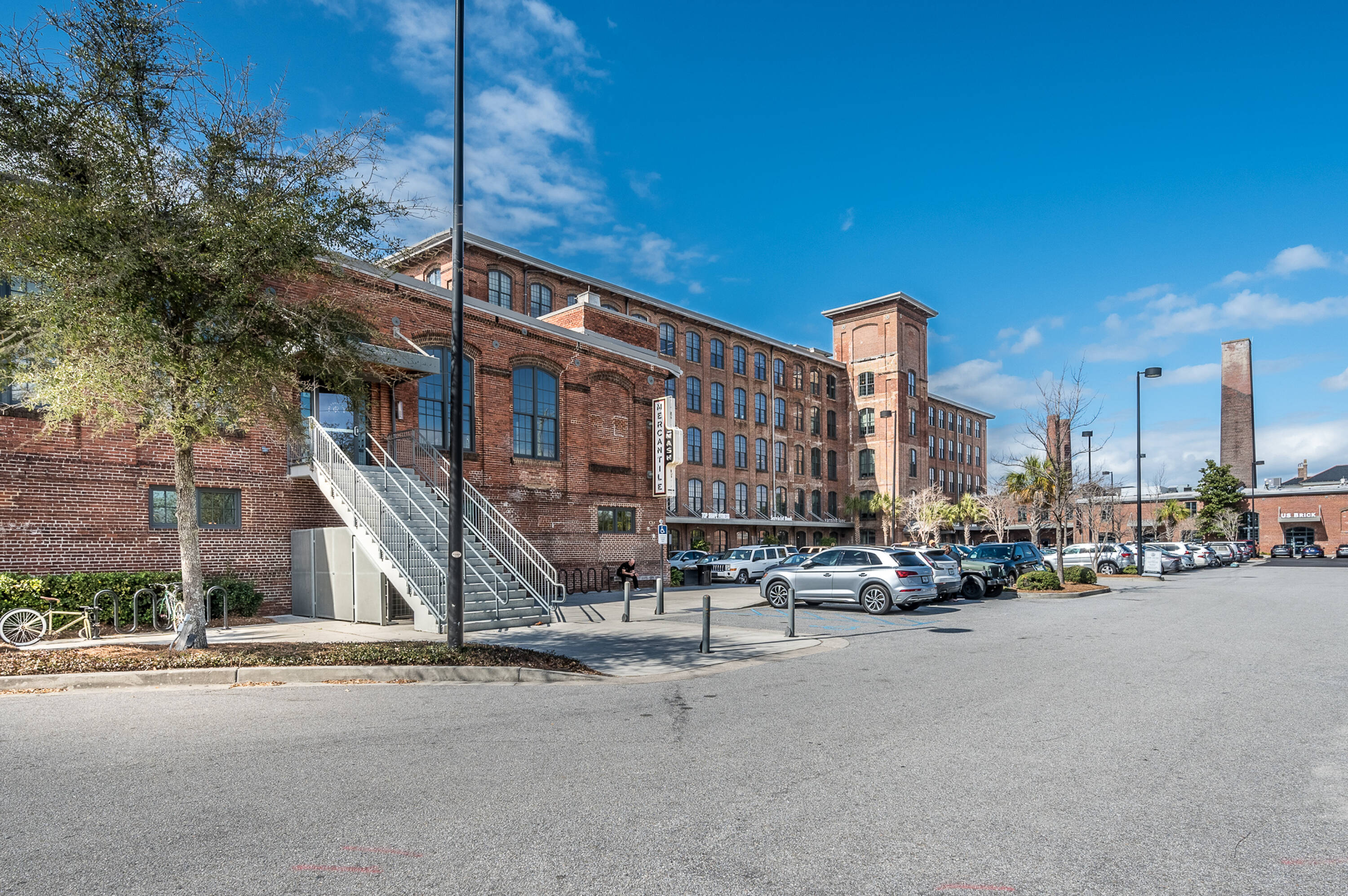 701 E Bay St, Charleston, SC 29403