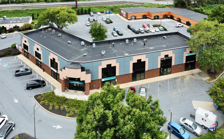 Pictures of Retail, Office property located at 1392 Harrisburg Pike, Lancaster, PA 17601 for lease - image #1