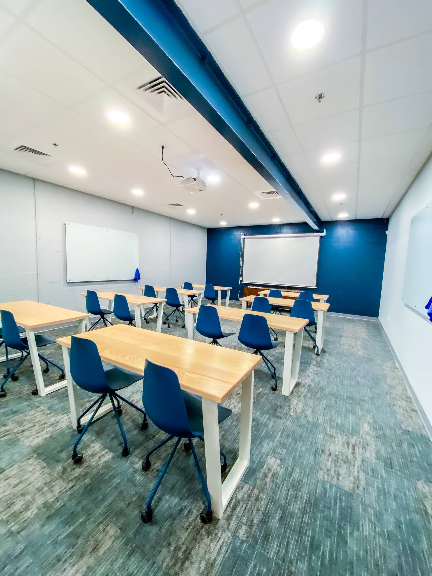 525 S White St, Wake Forest, NC 27587