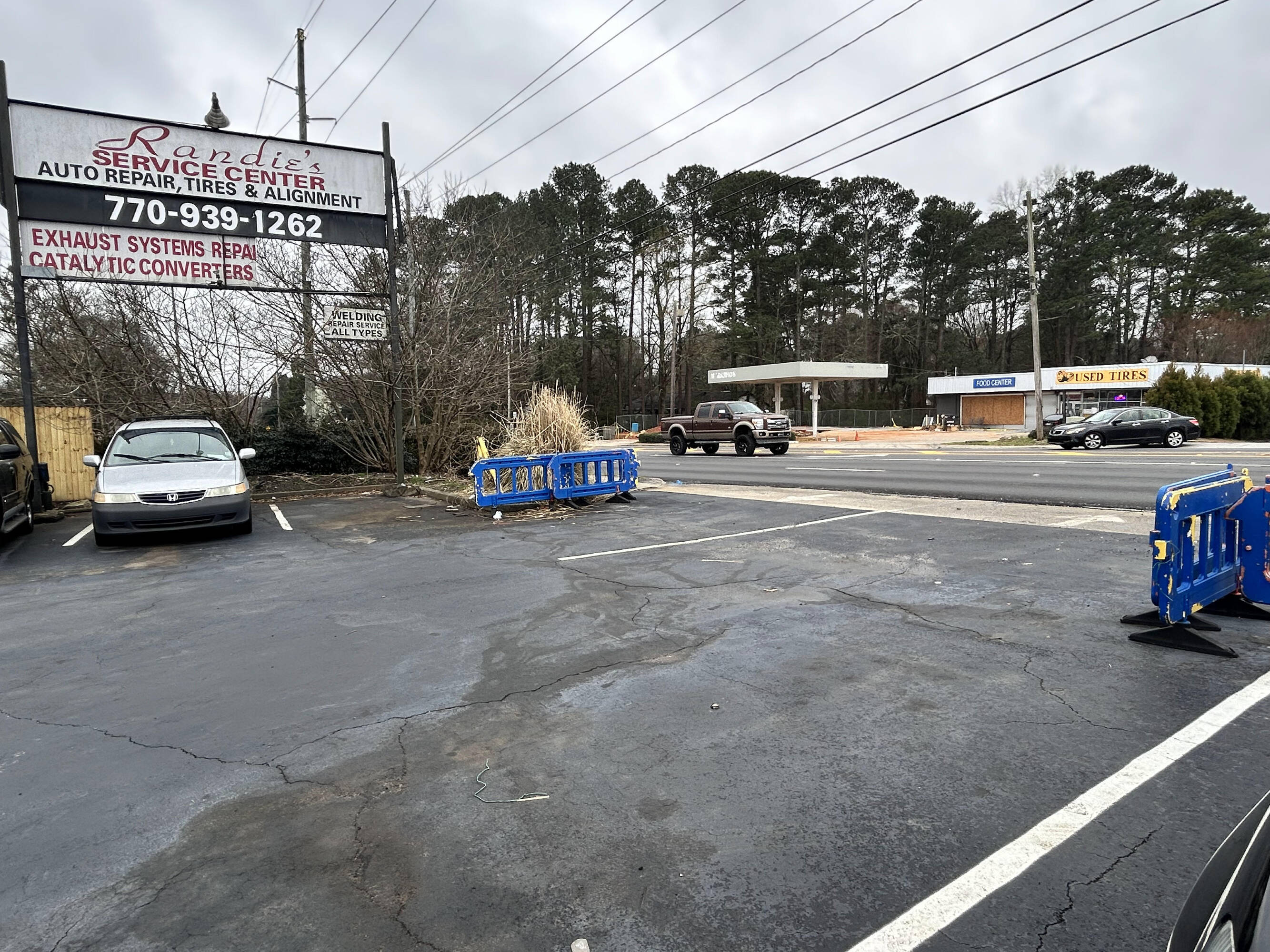 4344 Chamblee Tucker Rd, Tucker, GA 30084