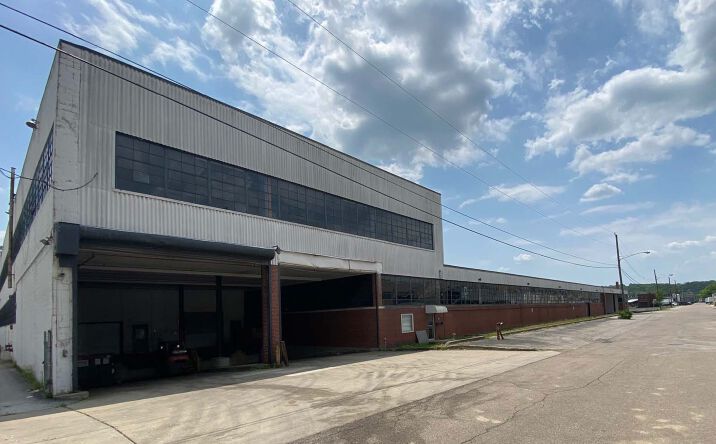 Pictures of Industrial property located at 5801-5803 Mariemont Ave, Cincinnati, OH 45227 for lease - image #1