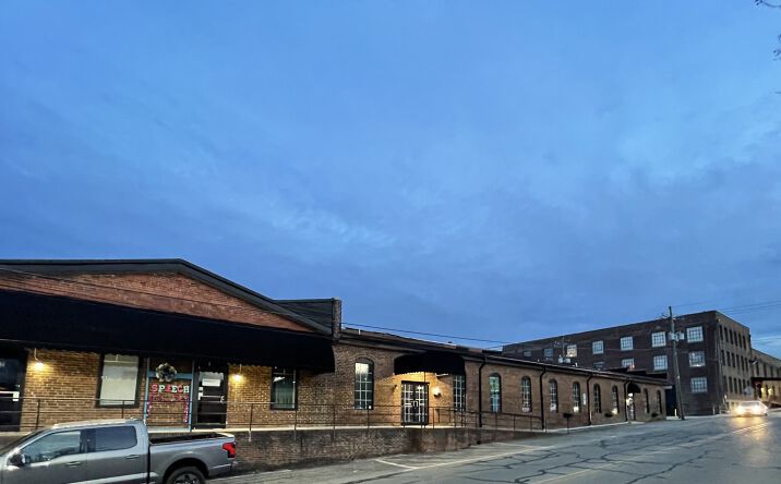 Pictures of Restaurant, Office, Special Purpose property located at 200 - 204 N 5th St, Mebane, NC 27302 for lease - image #1
