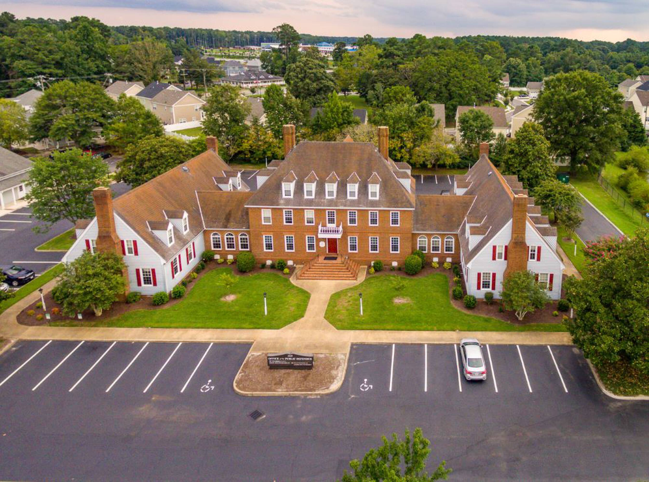 2425 Nimmo Pkwy Virginia Beach Va 23456 - n44vvrk
