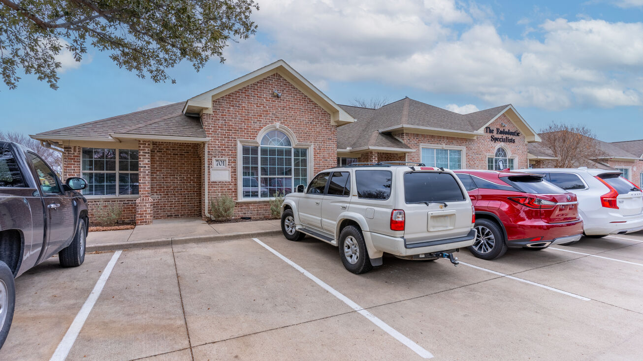2840 Keller Springs Rd, Carrollton, TX 75006 Office Space for Lease