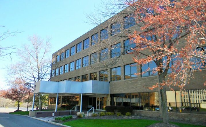 Pictures of Office property located at 6155 Rockside Rd, Independence, OH 44131 for lease - image #1
