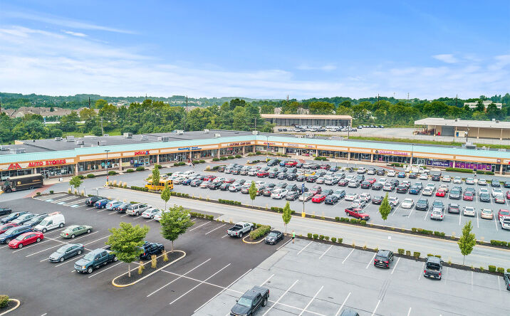 Pictures of Retail property located at 4680 Broadway, Allentown, PA 18104 for lease - image #1
