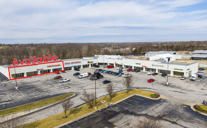 Pictures of Retail property located at 1845 N Bluff St, Fulton, MO 65251 for lease - image #1