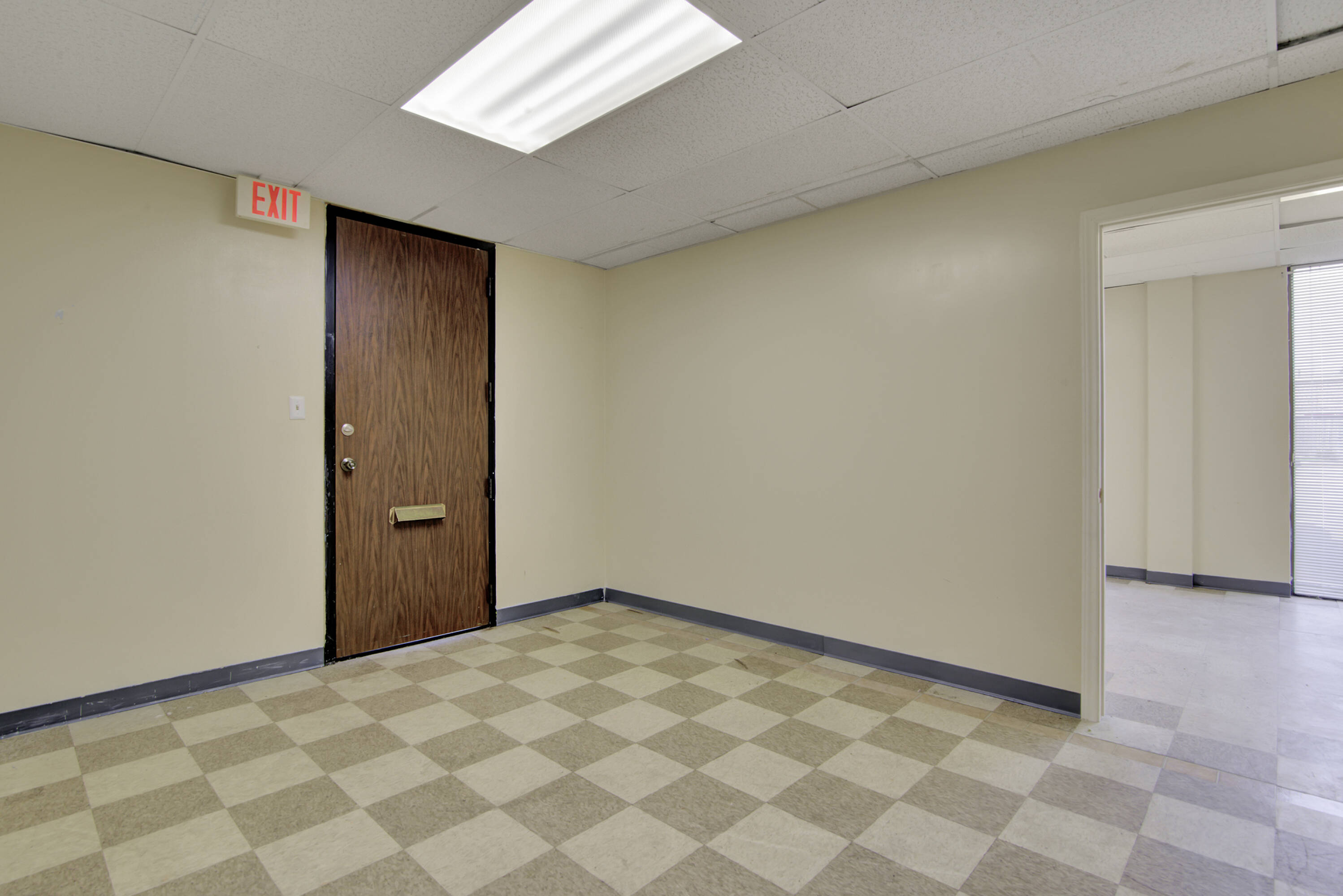 6006 Bellaire Blvd, Houston, TX 77081 Office Space for Lease 7