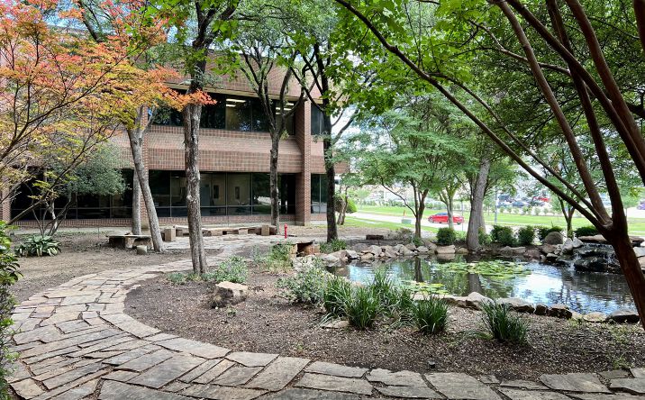 Pictures of Office property located at 5800 Campus Circle Dr. E., Irving, TX 75063 for lease - image #1