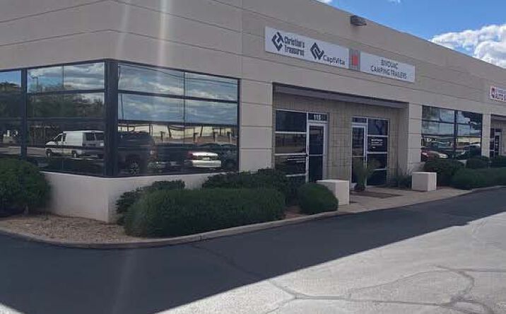 Pictures of Industrial property located at 1 W Deer Valley Rd, Phoenix, AZ 85027 for lease - image #1