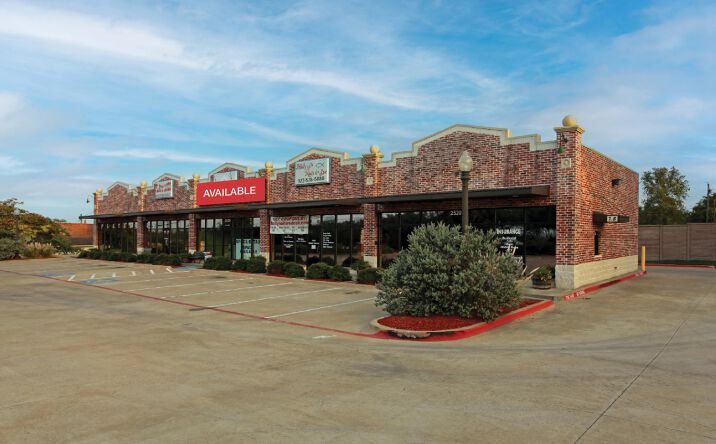 Pictures of Retail property located at 2520 W. Ovilla Rd., Red Oak, TX 75154 for lease - image #1