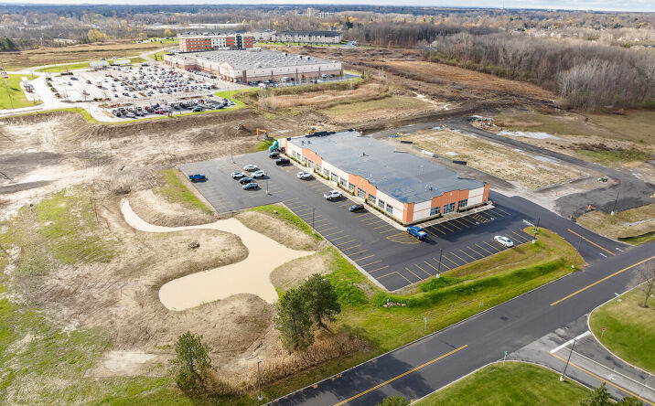 Pictures of Office, Retail property located at 305 Pinewild Dr, Rochester, NY 14606 for lease - image #1