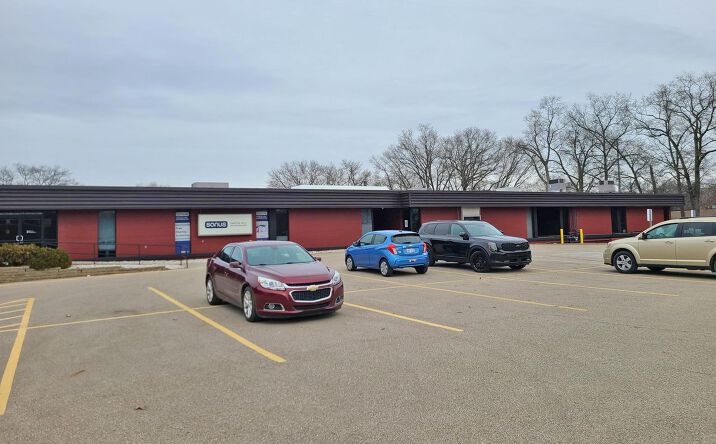 Pictures of Office property located at 3535 Park St, Norton Shores, MI 49444 for lease - image #1